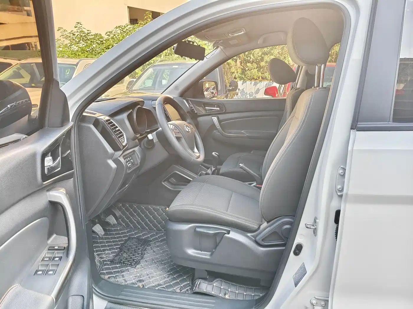 Changan Oshan Changan Oushang CX70 2016 2016 Model 1.6L Manual Sport Type