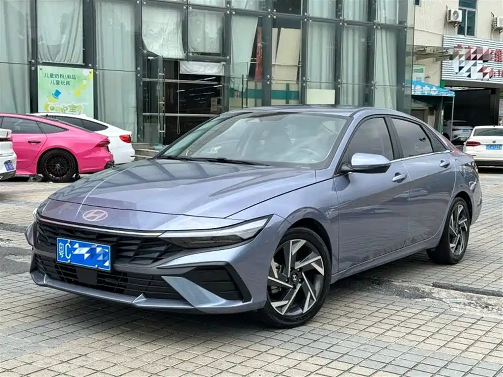 Hyundai Elantra 2023 Model 1.5L CVT LUX Premium Edition