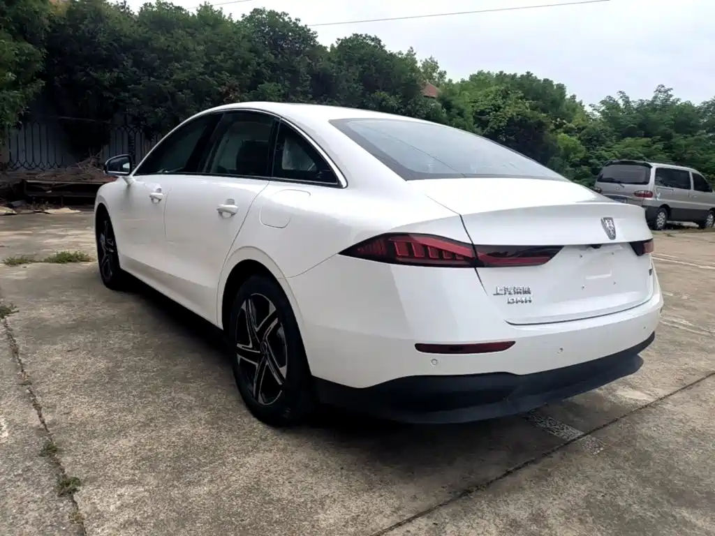 Фото 5 - Roewe D7