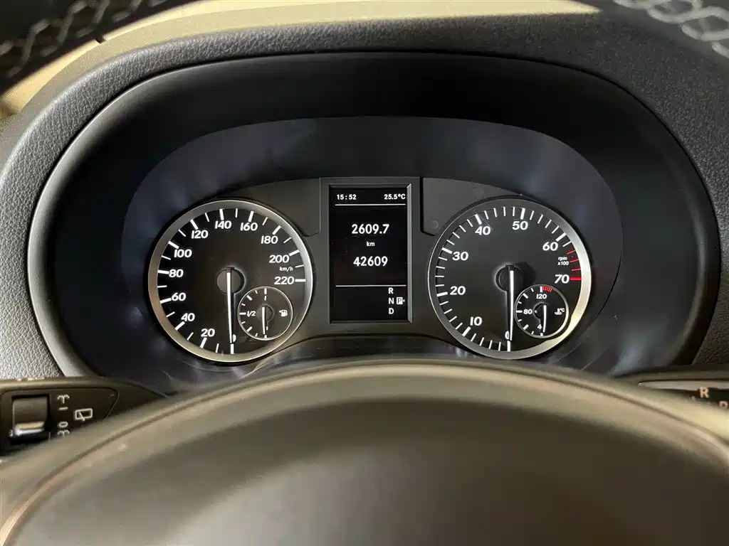 Mercedes-Benz Vito 2016 2.0T Business Edition фото 14
