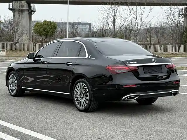  E CLASS