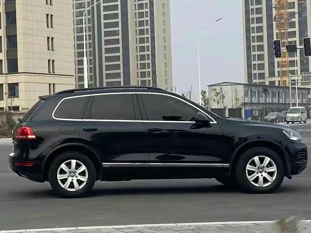 Volkswagen Touareg 2014 3.0TSI New Edge Edition фото 8