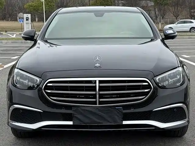  E CLASS