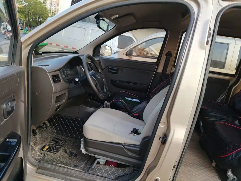 Wuling Motors Wuling Rongguang V 2018 2018 1.5L Standard