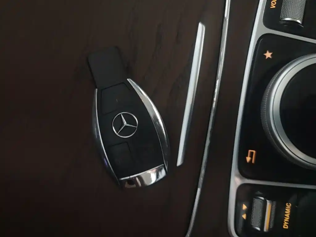 Mercedes-Benz GLC 2017 GLC 300 4MATIC Dynamic фото 9