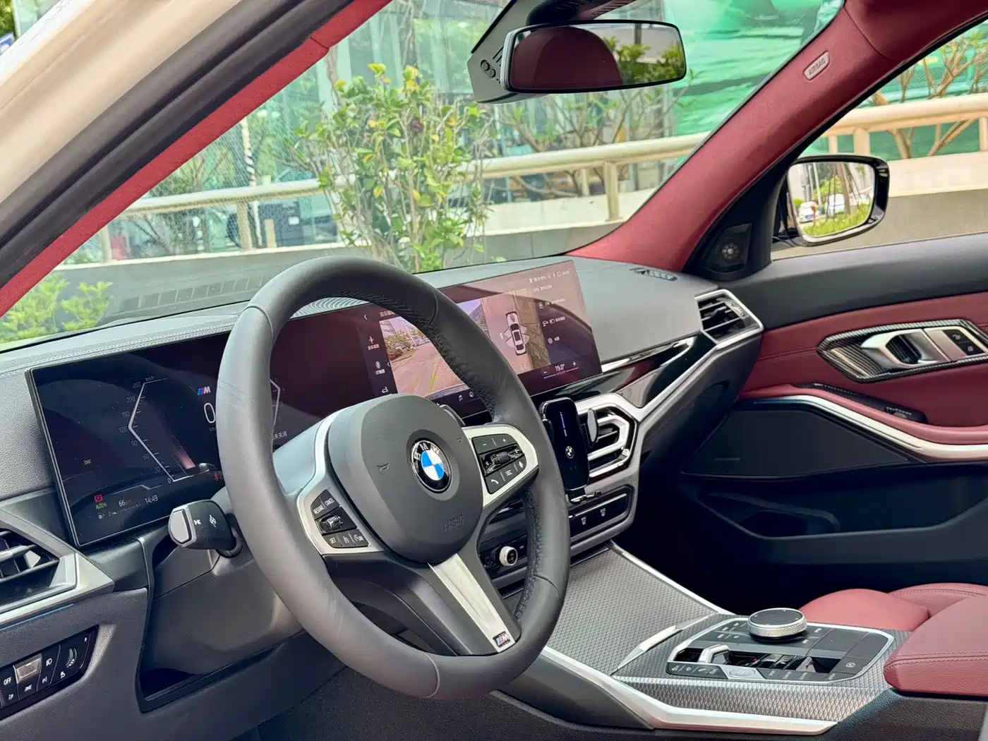 BMW 3 Series 2024 325Li M Sport Shadowline Package фото 4