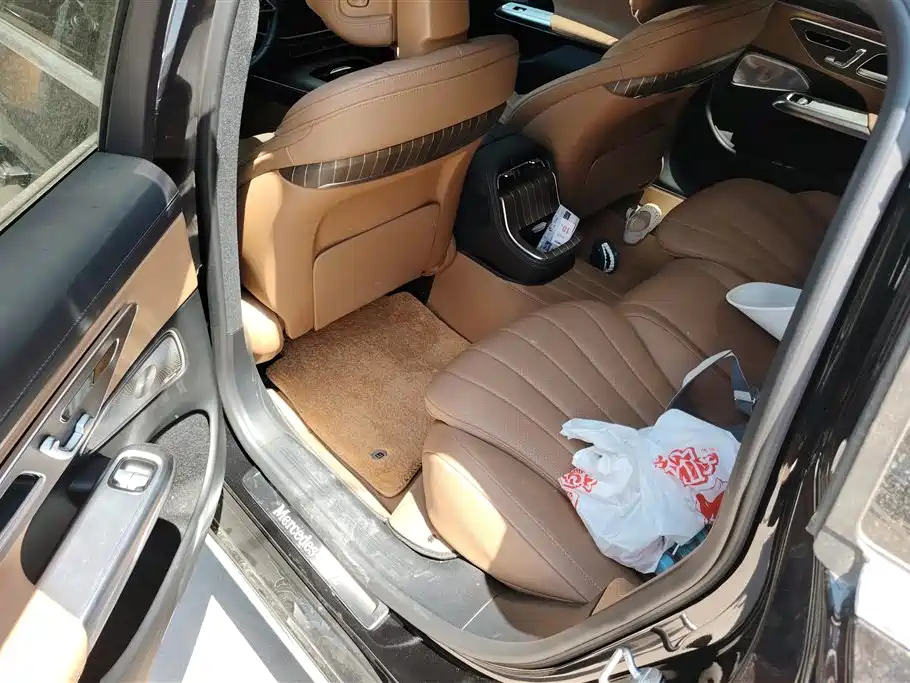 Mercedes-Benz E-Class 2024 Model E 300 L Luxury фото 11
