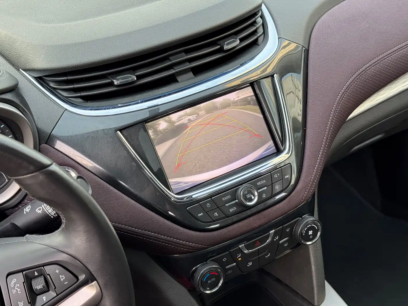 Chevrolet Malibu 2016 2.0L Automatic Luxury фото 10