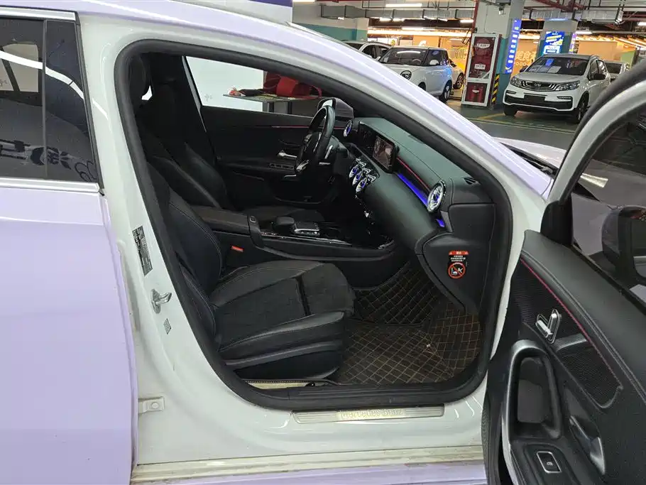 MERCEDES-BENZ A CLASS