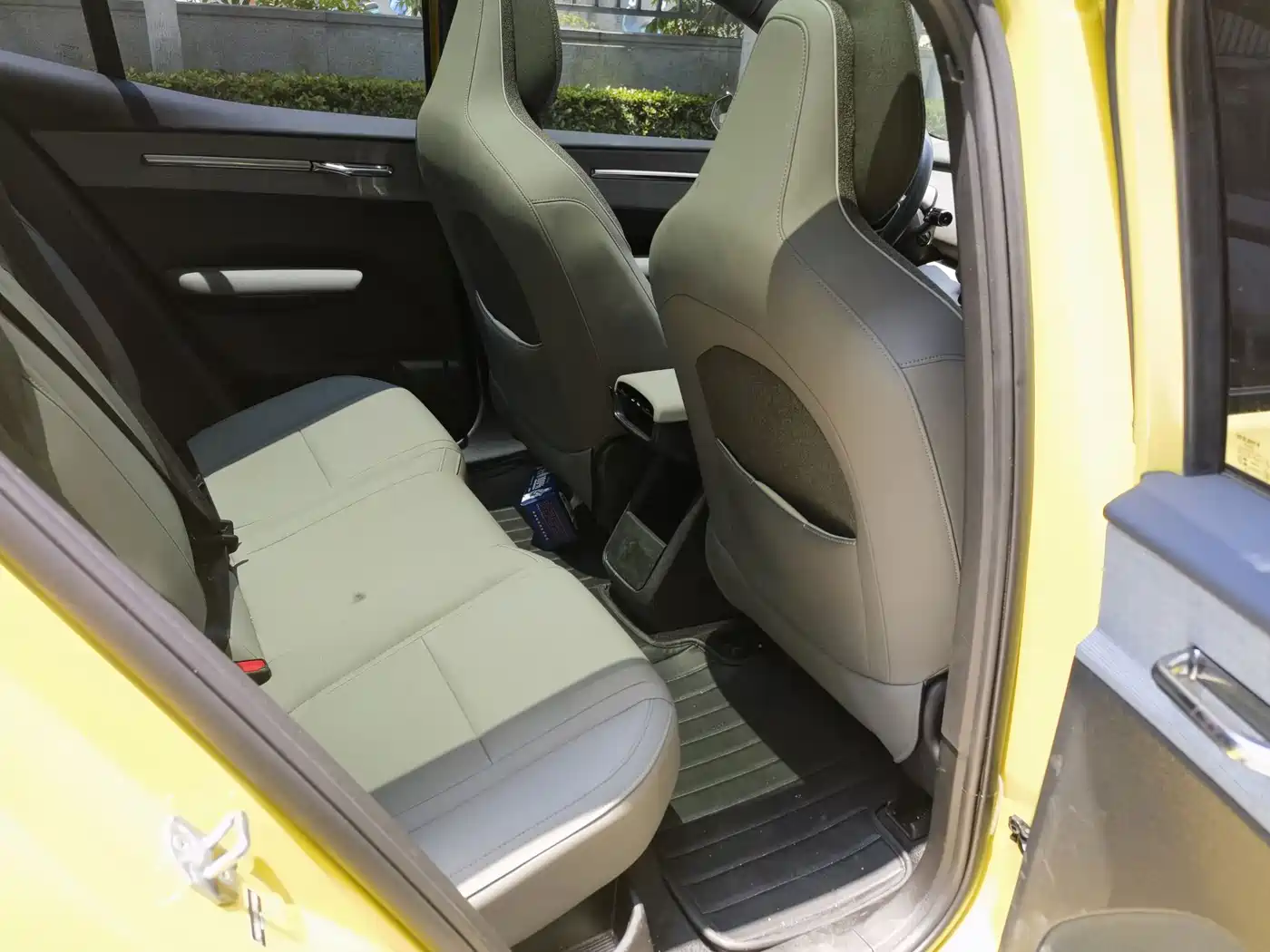 Volvo EX30 2024 2025 RWD Long Range Ultra