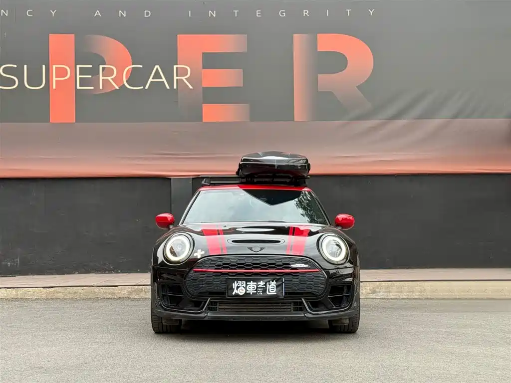 MINI JCW CLUBMAN 2022 2.0T JOHN COOPER WORKS ALL-IN фото 2