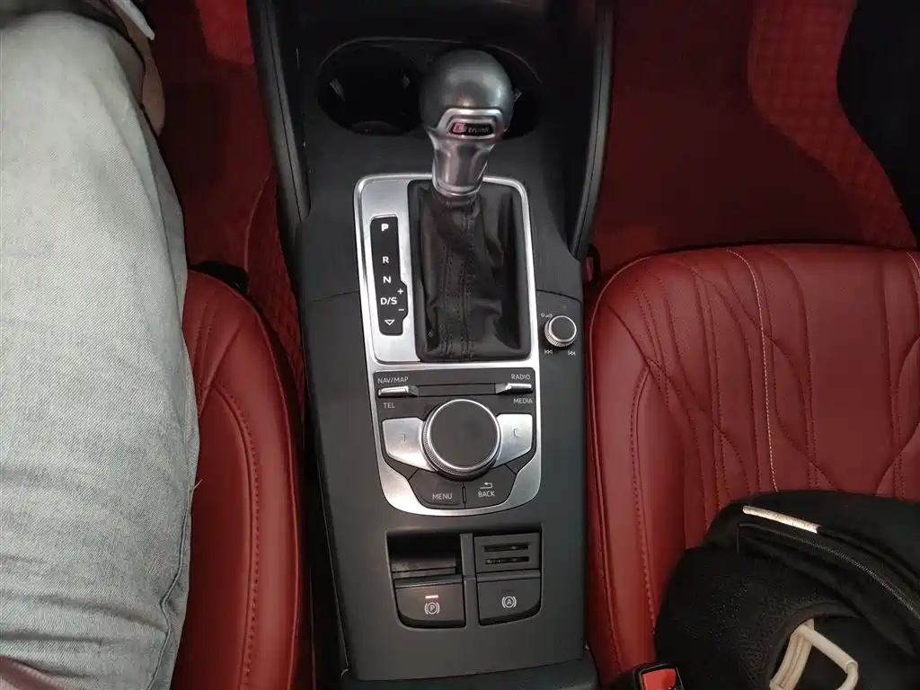 Audi A3 2018 30th Anniversary Limousine 35 TFSI Progressive фото 14