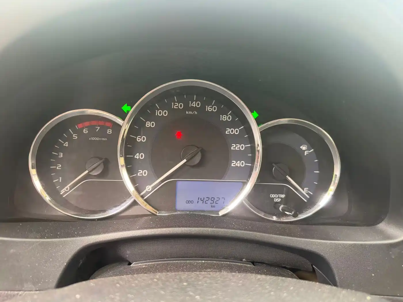 Toyota Corolla 2017 Facelift 1.2T S-CVT GL фото 7