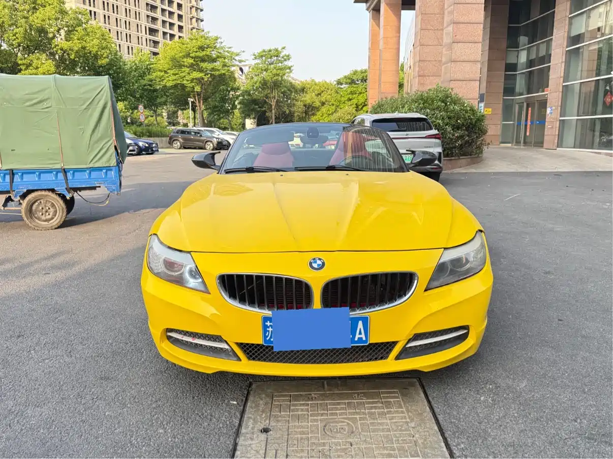 BMW Z4 2011 sDrive23i Flame Limited Edition фото 3