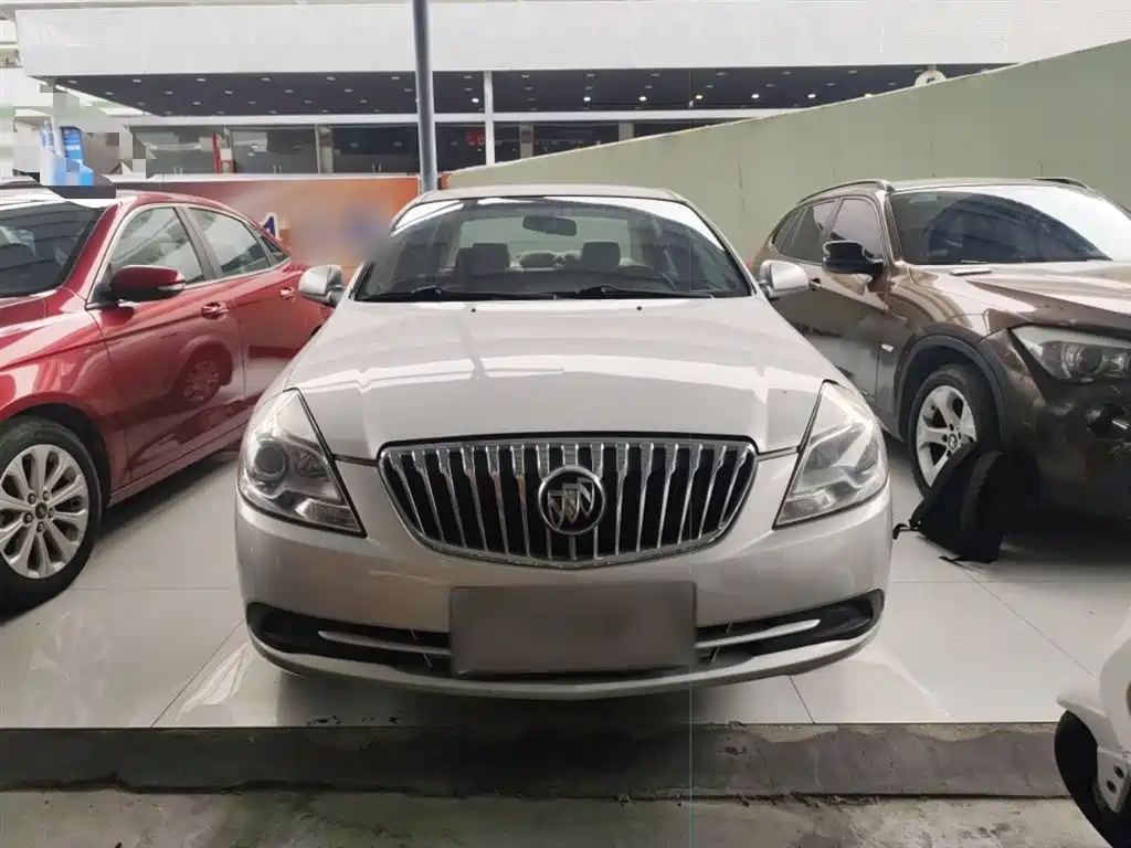 Buick Excelle 2015 1.5L Automatic Classic фото 3