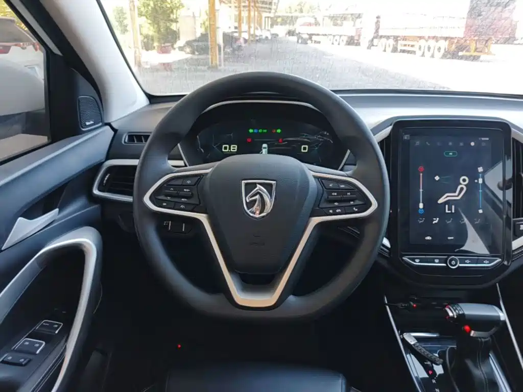 Baojun 530 2020 2021 Global Car Anniversary Edition 1.5T CVT Luxury 5-Seater