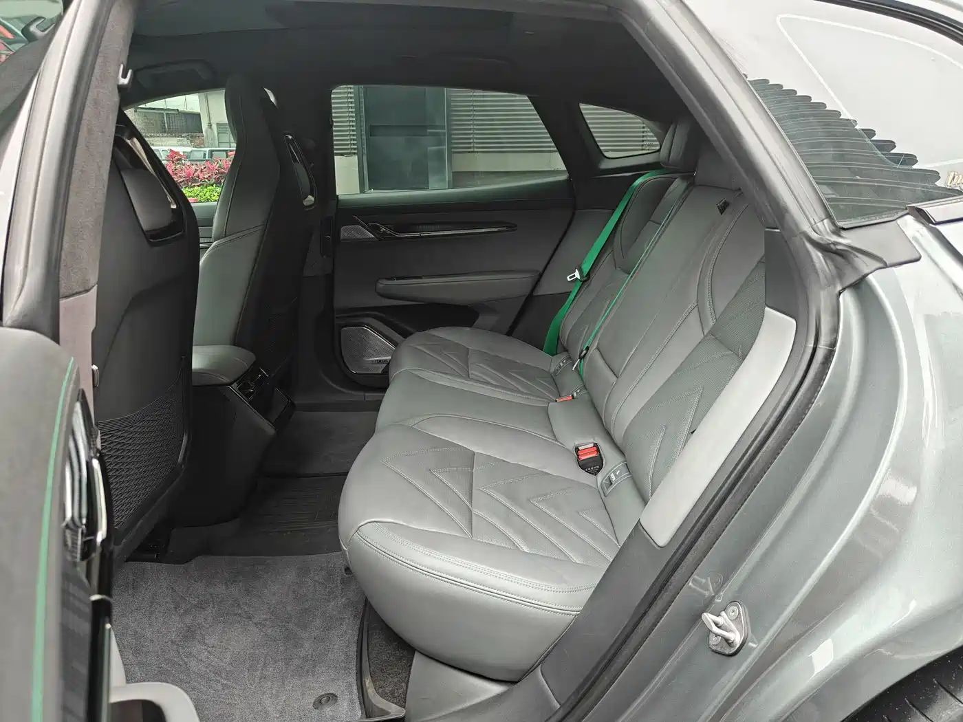 ZEEKR EXTREME KRYPTON 001