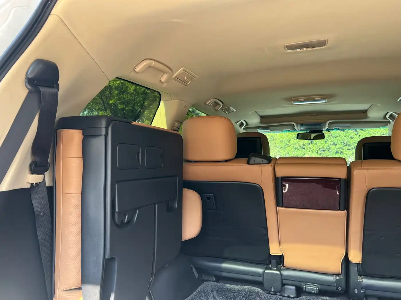 Lexus LX фото 26