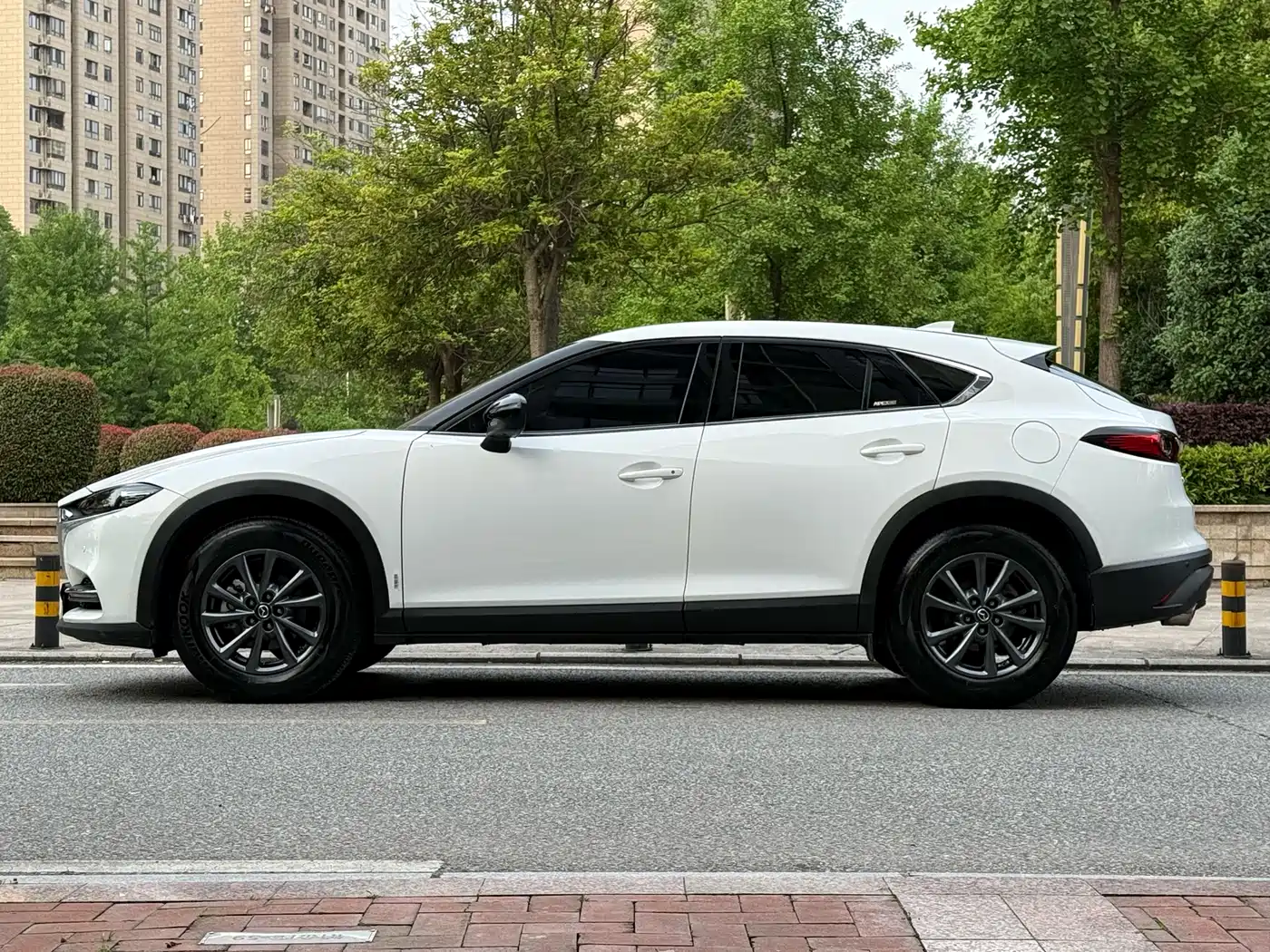 MAZDA CX-4