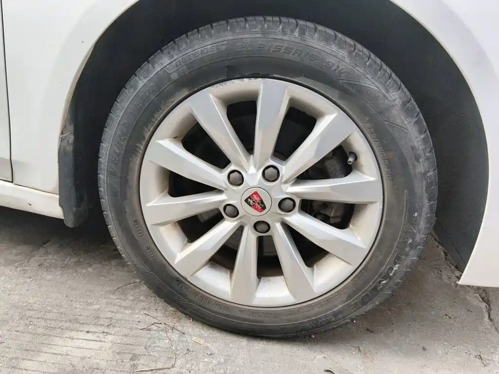 Roewe i6 2017 2017 20T Auto Internet Smart Enjoy Edition