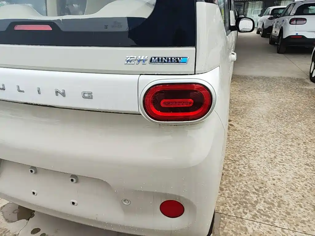 Wuling Motors Hongguang MINIEV 2026 2024 3rd Generation 215km Youth Edition