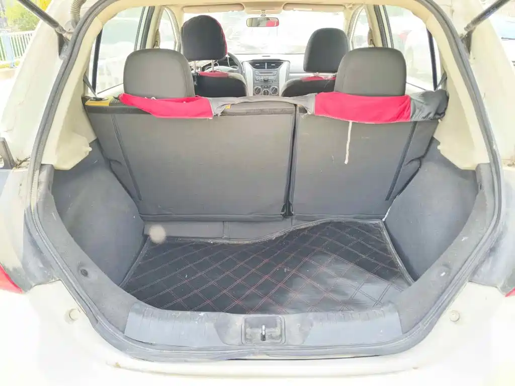 Venucia R50X 2014 2013 1.6L Manual