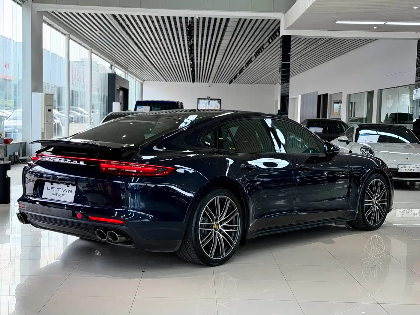 Porsche Panamera 2019 Panamera 2.9T фото 4
