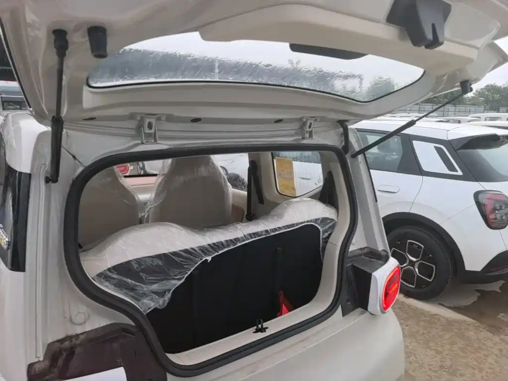 Wuling Motors Hongguang MINIEV 2026 2024 3rd Generation 215km Youth Edition