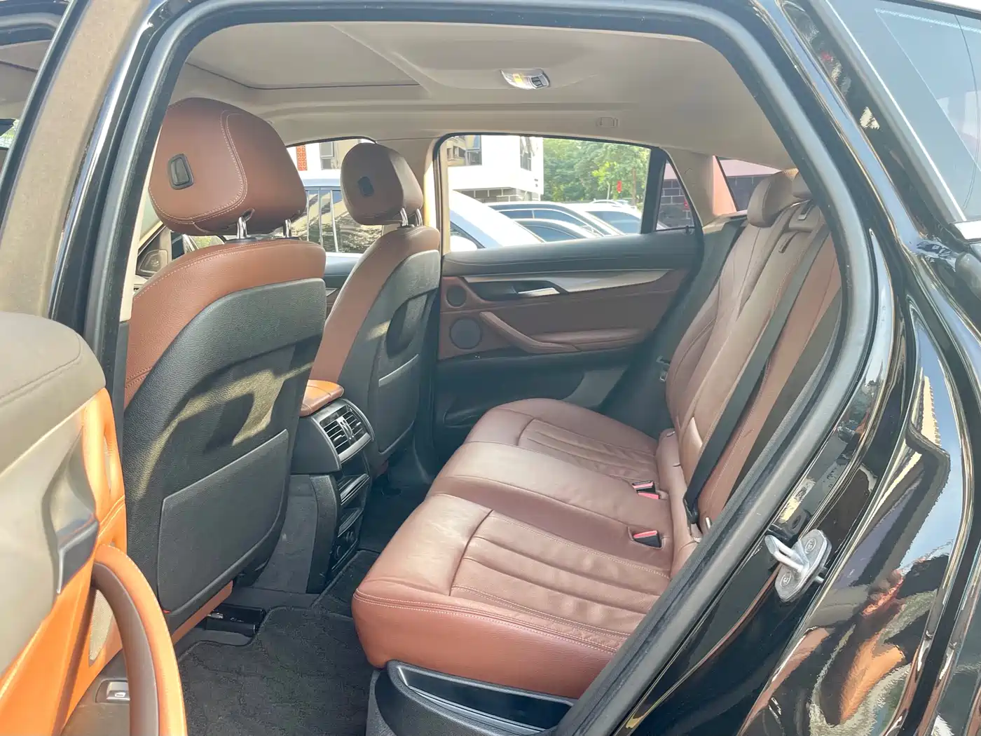 BMW X6 2018 xDrive35i M Sport Luxury Model фото 18