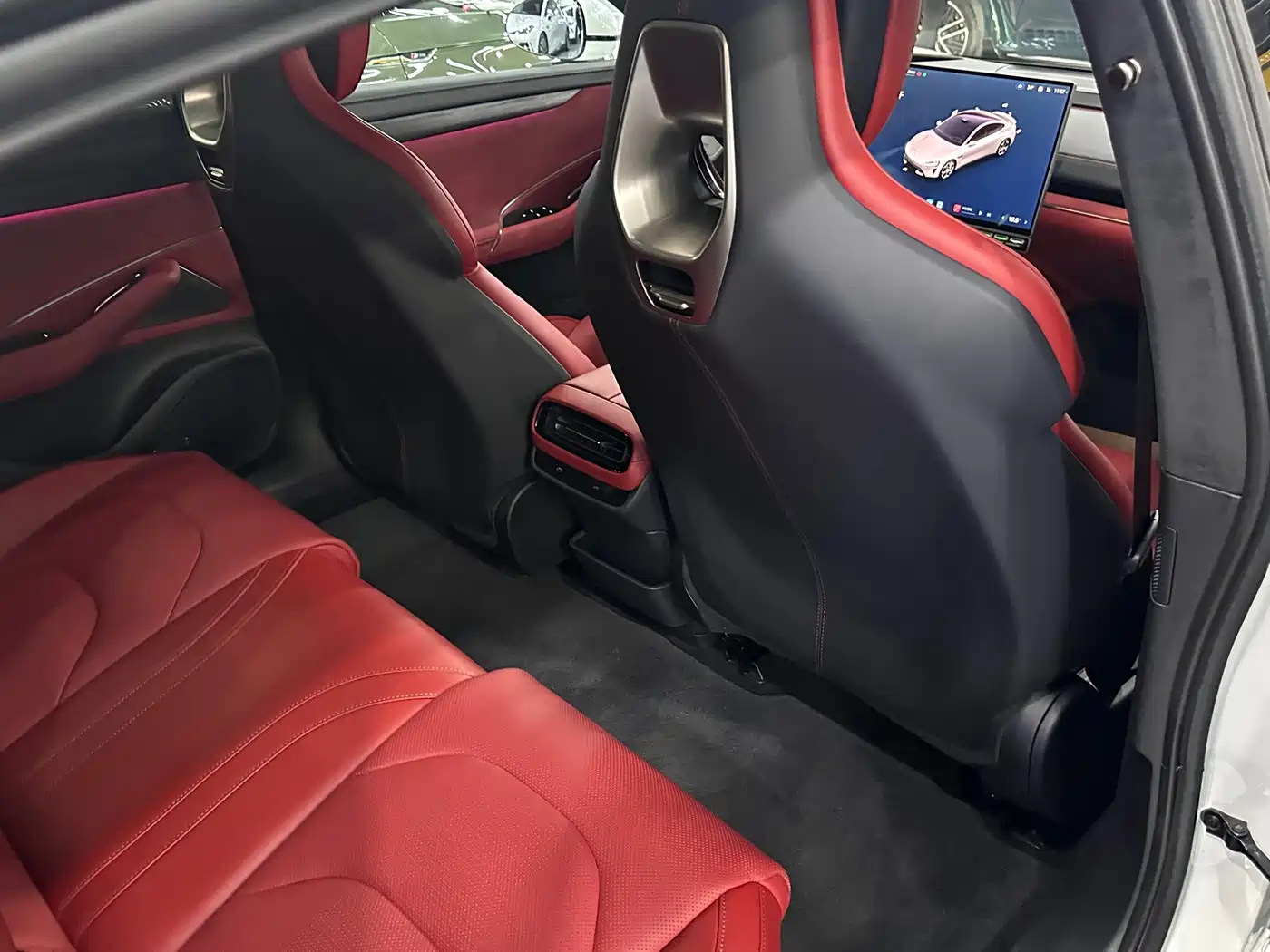 XIAOMI CAR XIAOMI SU7