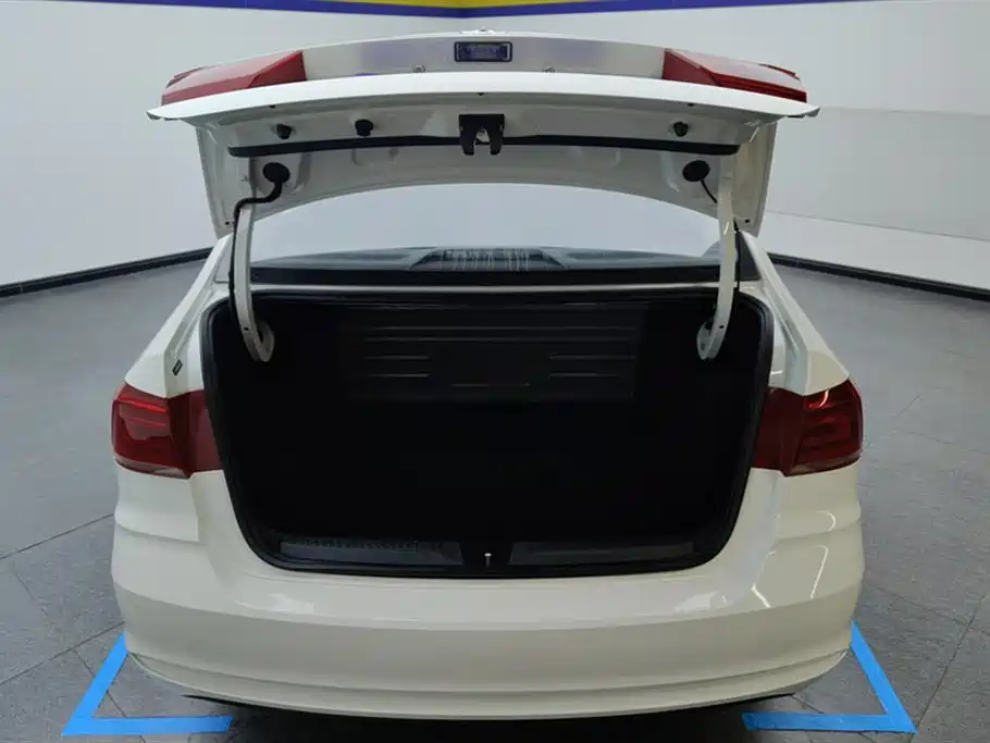 Volkswagen Santana 2021 1.5L Automatic Trend Edition фото 4