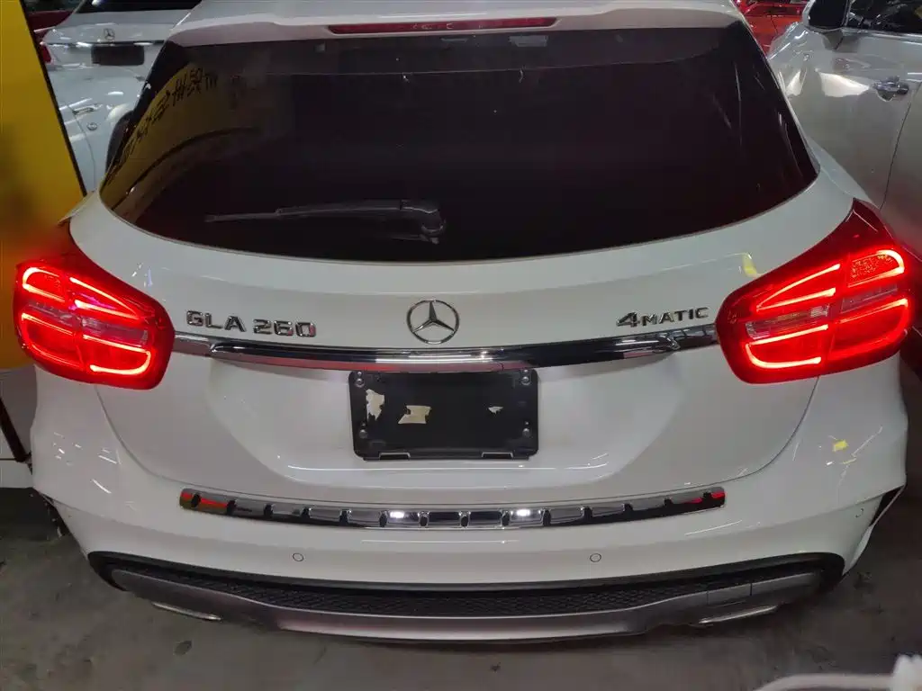 Mercedes-Benz GLA 2015 GLA 260 4MATIC Sport фото 6