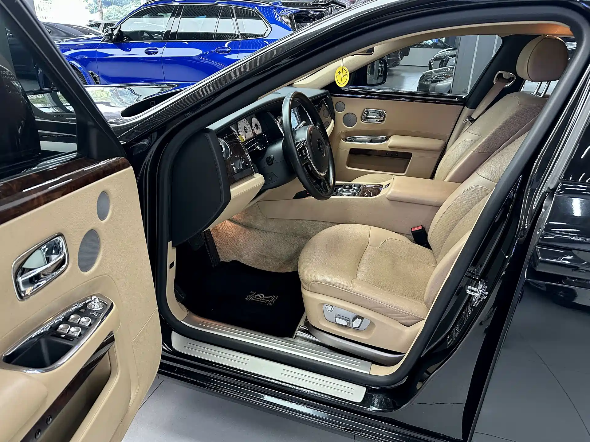 Фото 5 - Rolls-Royce Ghost