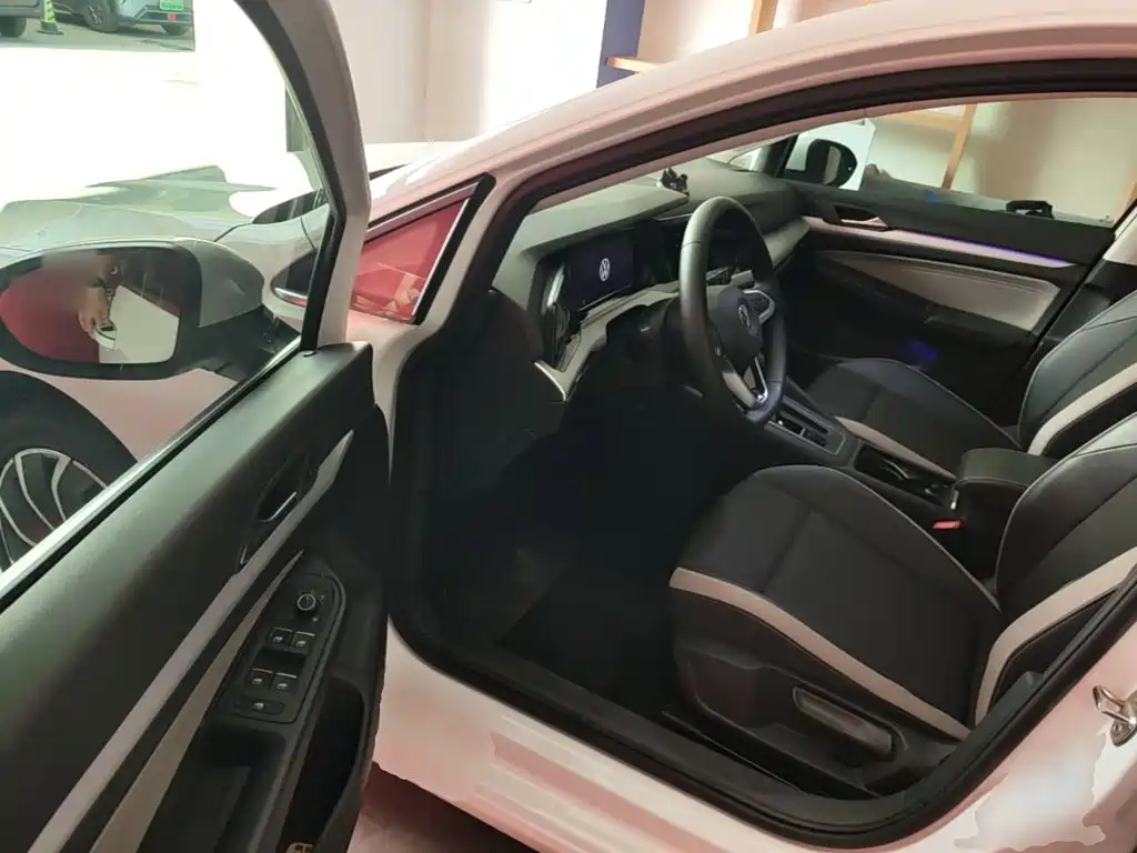 Volkswagen Golf 2024 2023 Facelift 280TSI DSG Pro