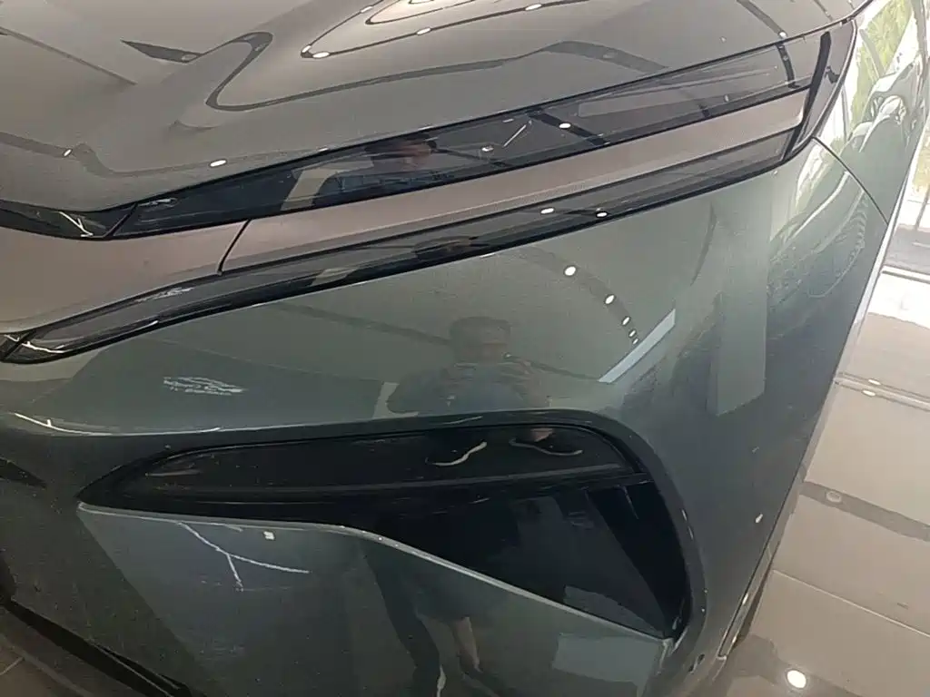 BYD Tang L 2025 2025 DM 175KM Drone Player Edition