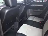 Фото 8 - Suzuki Swift
