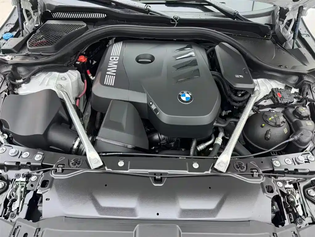 BMW 5 Series (Import) 2024 Model 525i M Sport Package фото 17