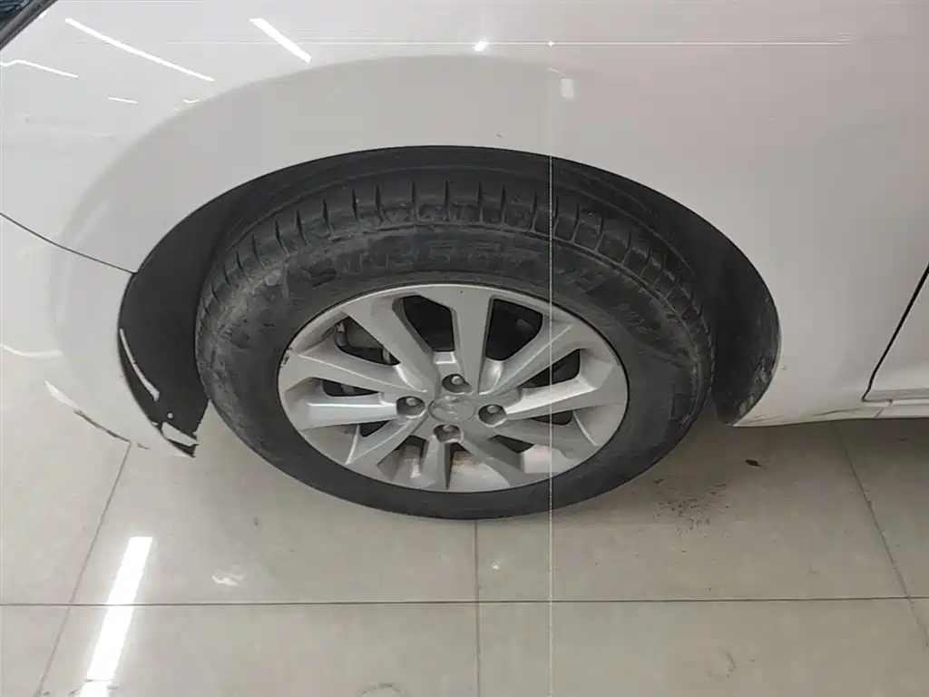 Hyundai Verna 2016 1.4L Automatic Cool Edition GLS фото 23