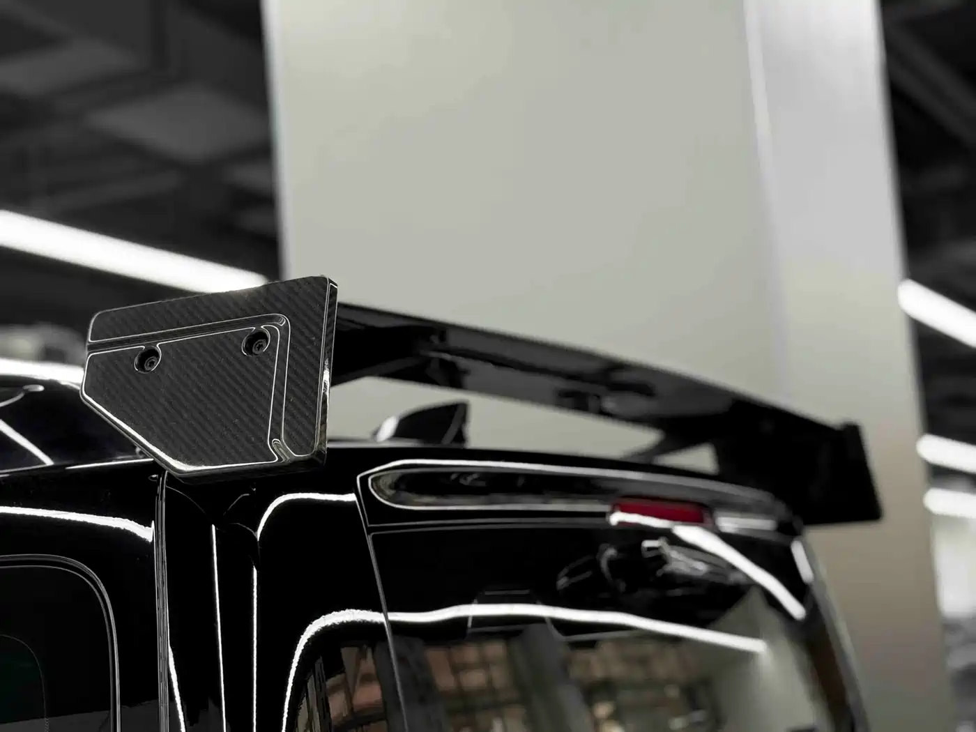 Crossboundary Auto Co-created Tank 300 2023 2023 2.0T Cyber Knight