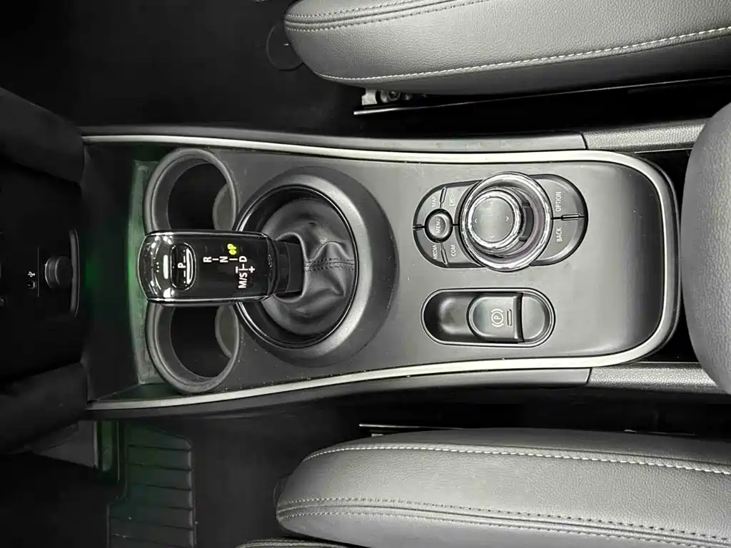 MINI COUNTRYMAN 2022 2022 1.5T COOPER ALL4 Connoisseur