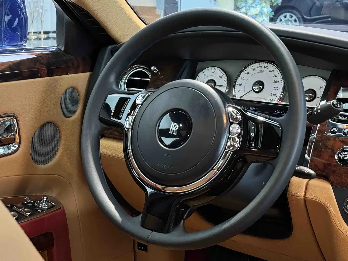 Rolls-Royce Ghost 2013 2014 6.6T Standard Edition