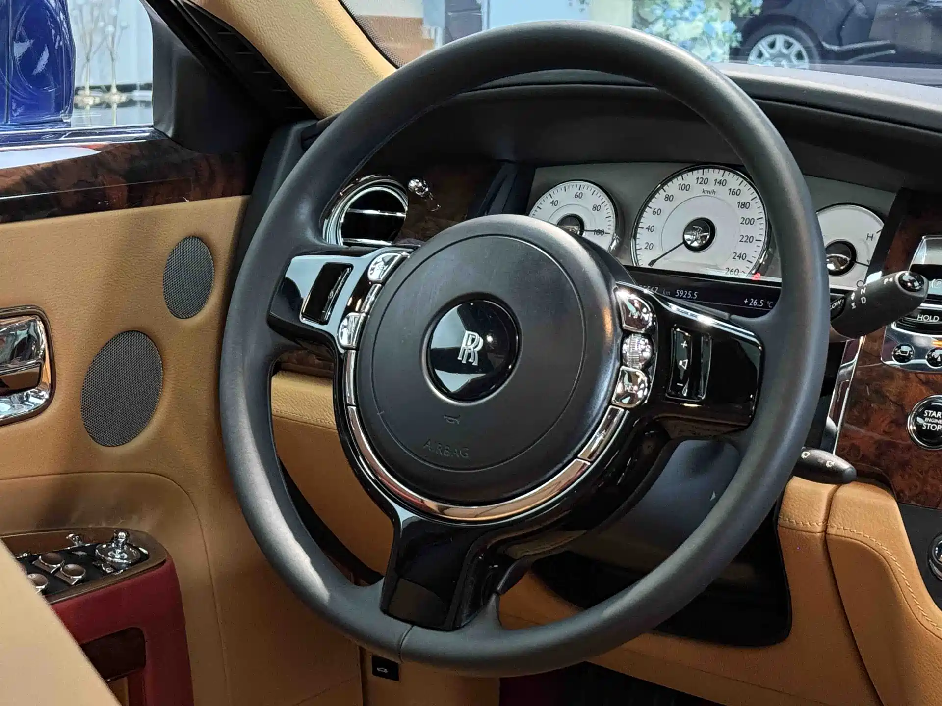 Фото 10 - Rolls-Royce Ghost