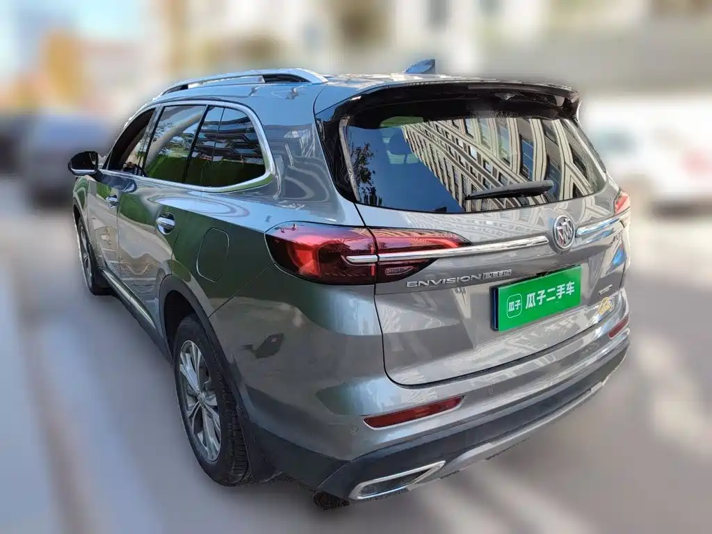 Photo 4 - Buick Envision Plus