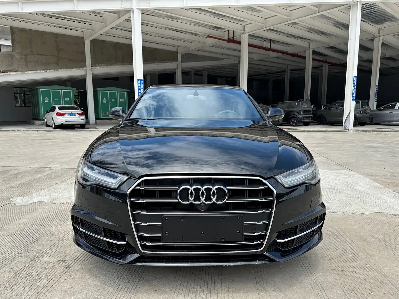 Фото 2 - Audi A6L