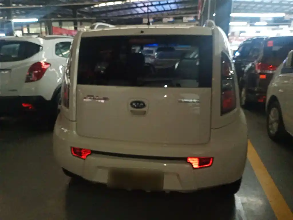Kia Soul 2013 1.6L AT Premium фото 6