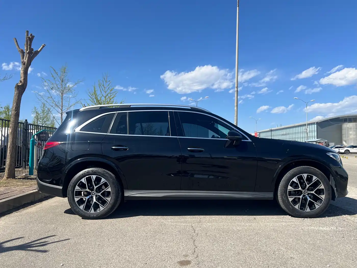 Mercedes-Benz GLC 2024 GLC 260 L 4MATIC Luxury 5-seater фото 9