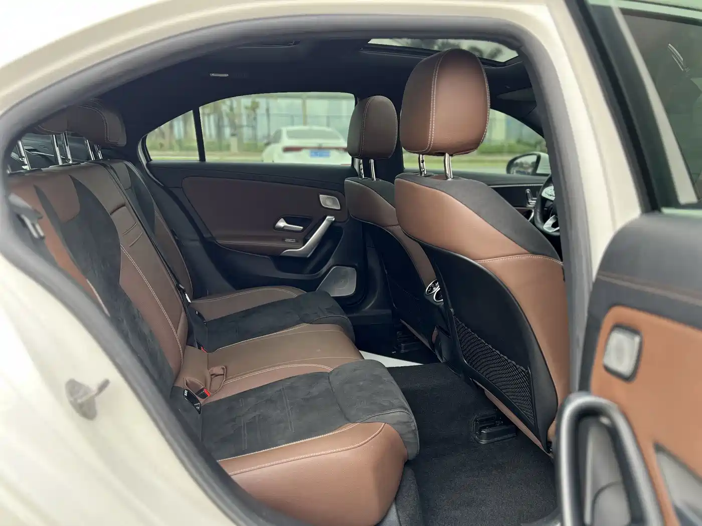 Mercedes-Benz A-Class 2020 A 200 L Sport Sedan фото 11