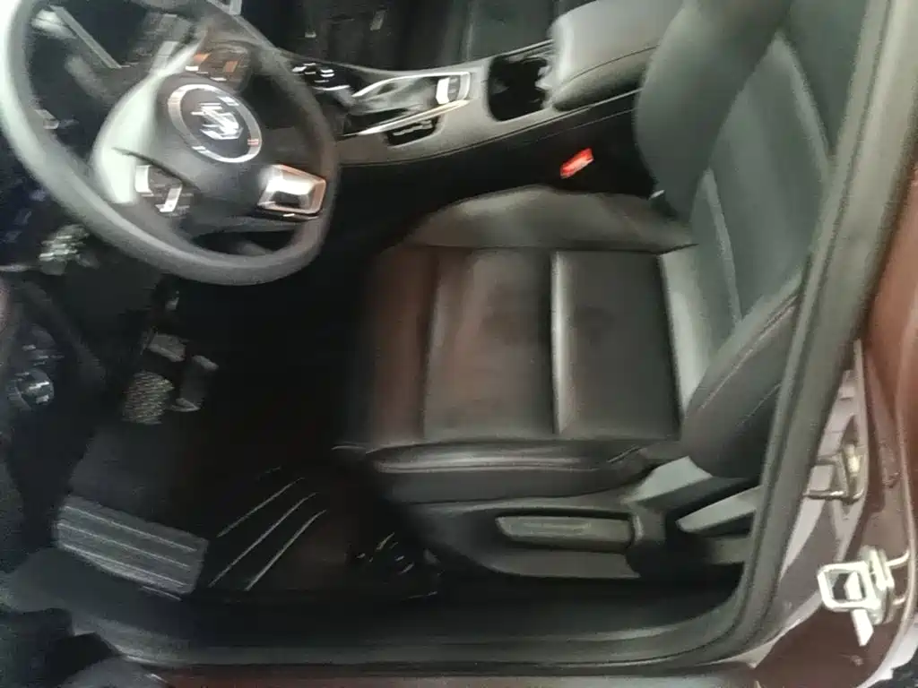 MG MG5 2025 2025 180DVVT Global Luxury Edition