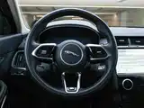 Фото 20 - Jaguar E-PACE