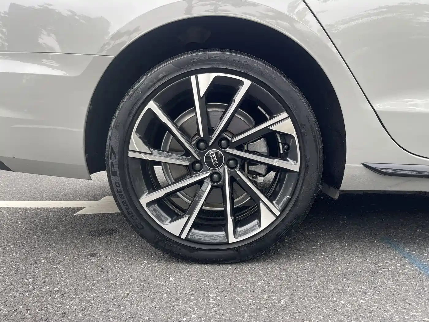Audi A4L 2023 40 TFSI quattro Luxury Sport фото 19
